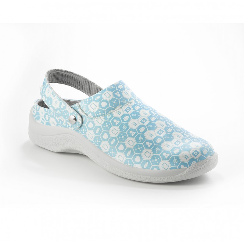 "Vista frontal - Diseño estampado azul"